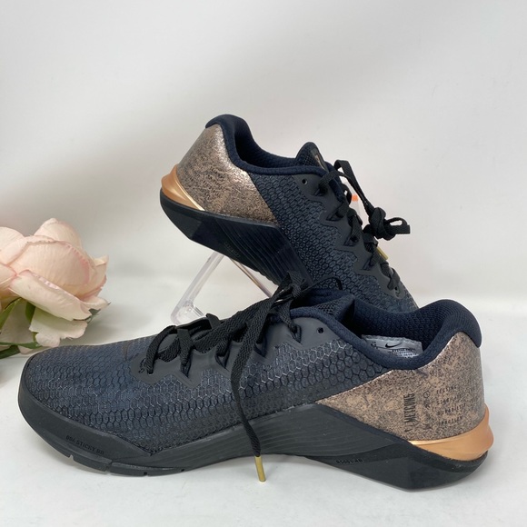 NWT Nike Metcon 5 X Black Bronze W AUTHENTIC - Picture 2 of 8